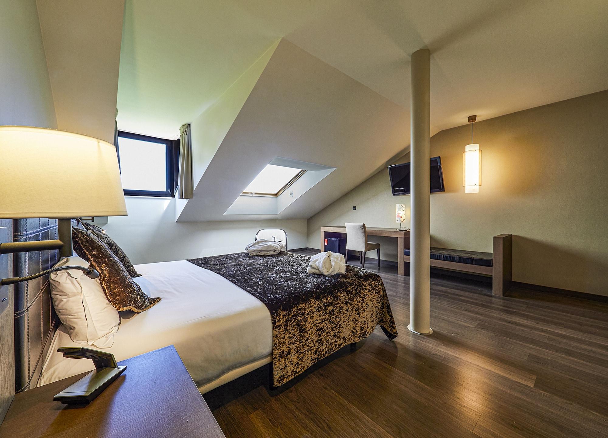 La Piconera Hotel & Spa Sardalla Екстер'єр фото