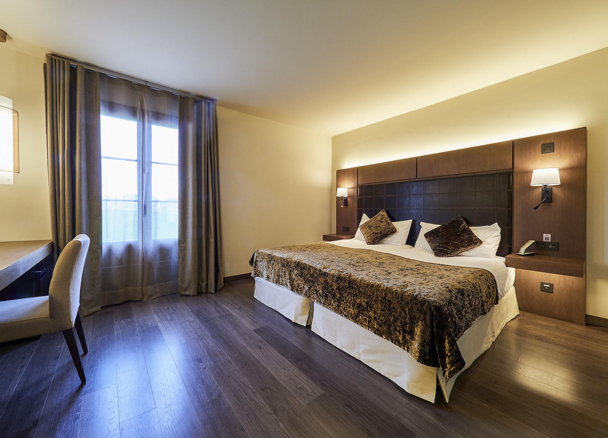 La Piconera Hotel & Spa Sardalla Екстер'єр фото
